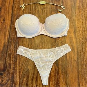Beautiful light pink strapless bra & thong set